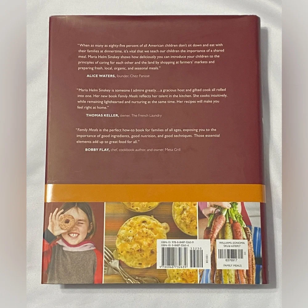 Williams Sonoma Family Meals Cookbook NWOT